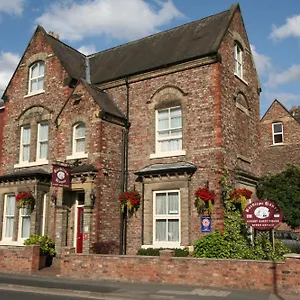 4* Guest house Barbican House